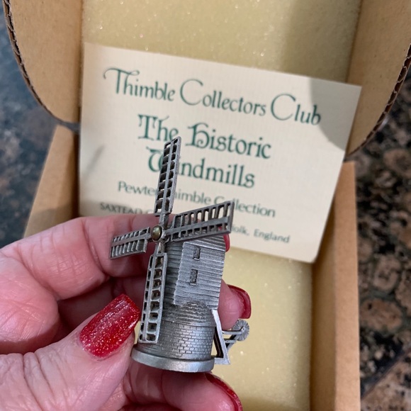 14 New Thimble Collectors Cub - Picture 3 of 12